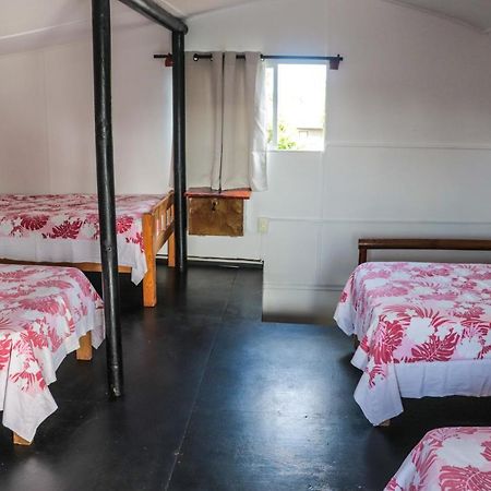 Hostal Vaihere Hanga Roa Esterno foto