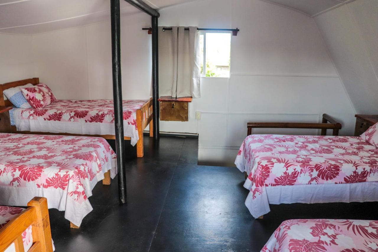 Hostal Vaihere Hanga Roa Esterno foto
