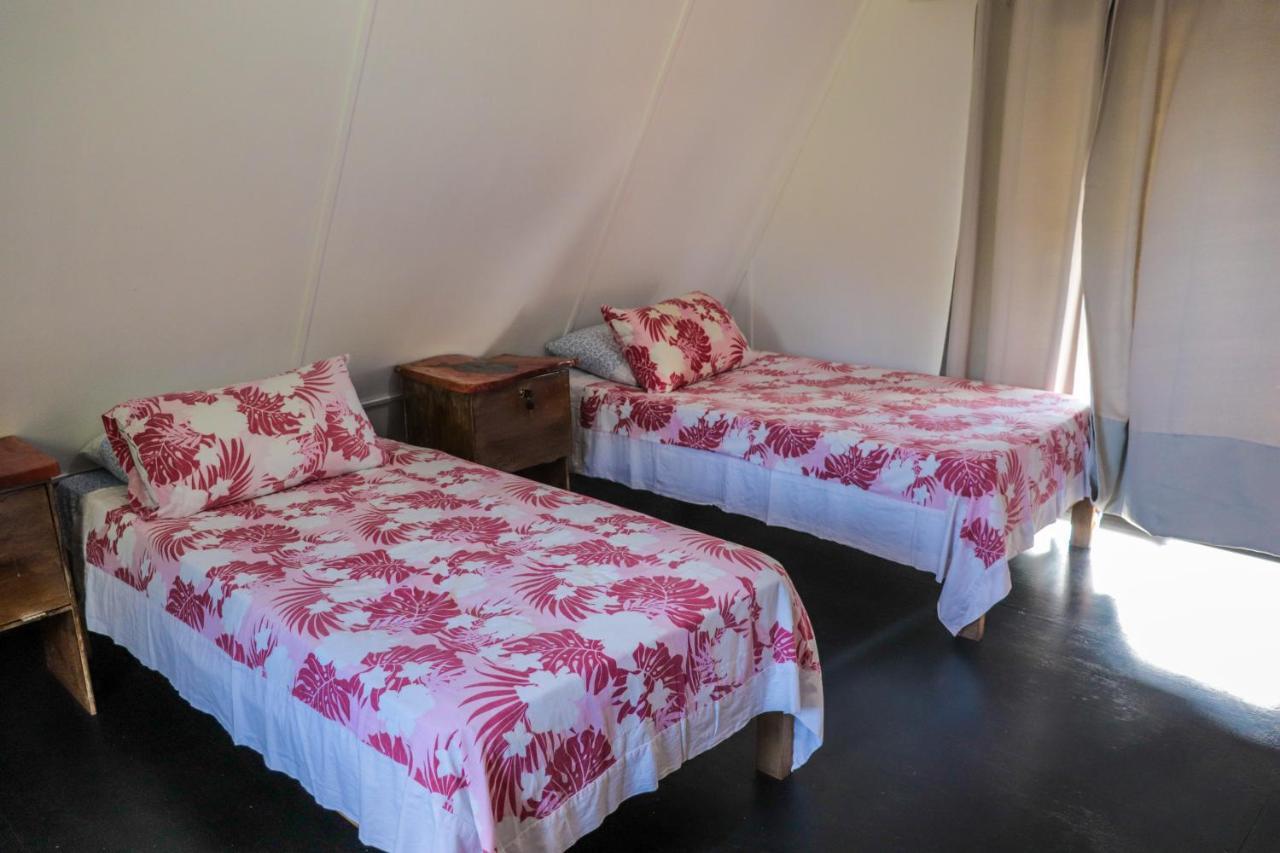 Hostal Vaihere Hanga Roa Esterno foto