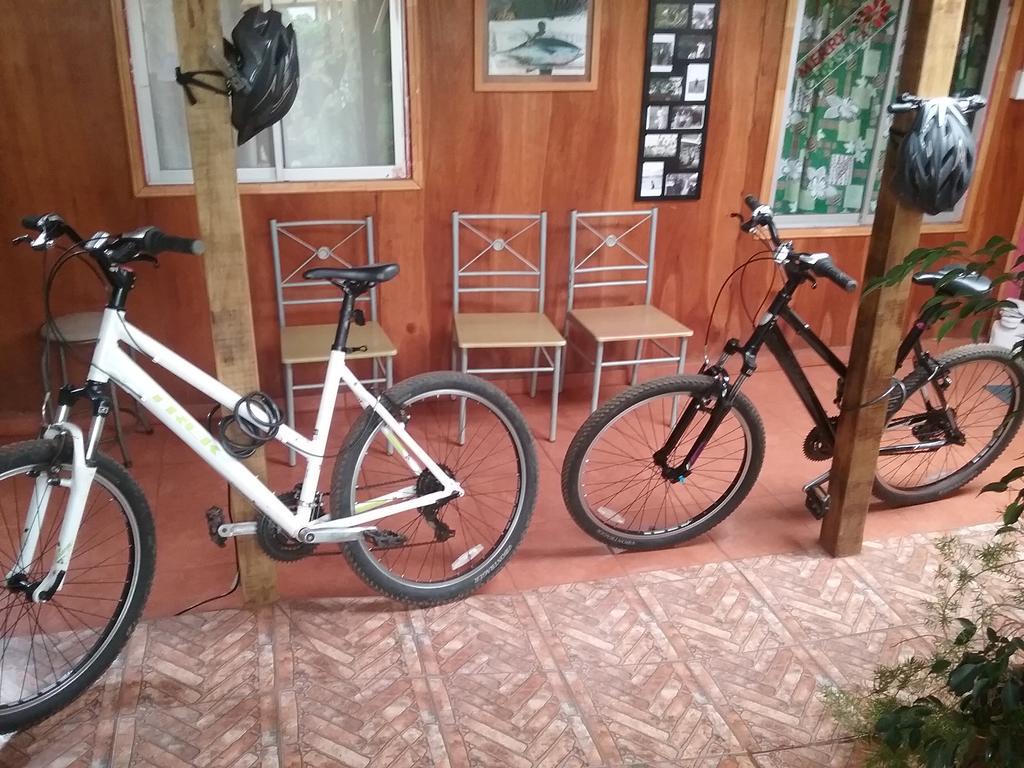 Hostal Vaihere Hanga Roa Esterno foto