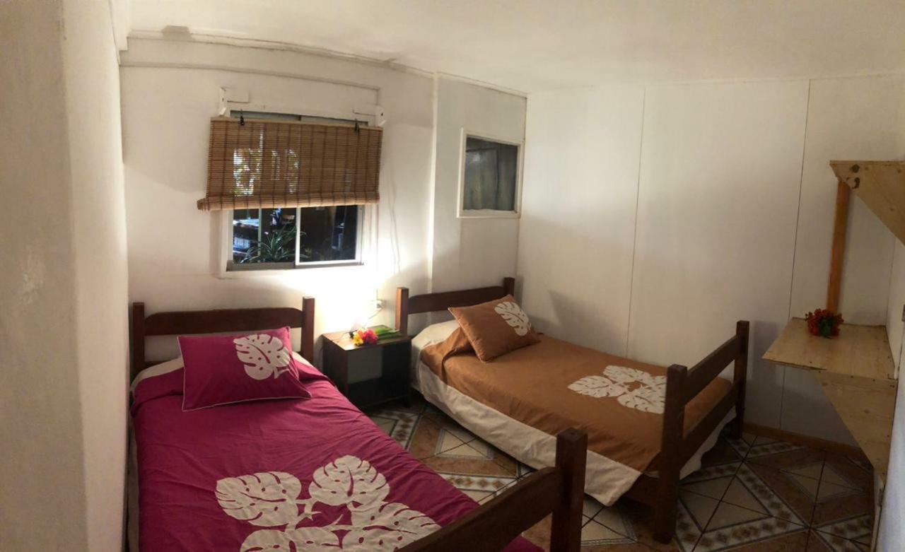 Hostal Vaihere Hanga Roa Esterno foto
